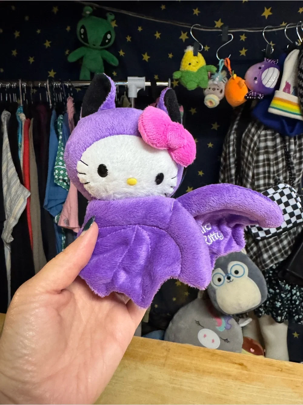 Hello Kitty Purple Bat Costume Plush with Pink Bow - Picture 3 of 4